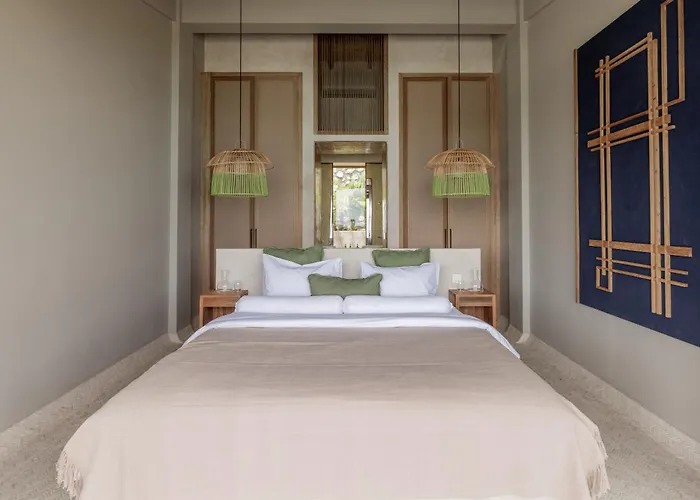 Panorama Ceningan Villa *