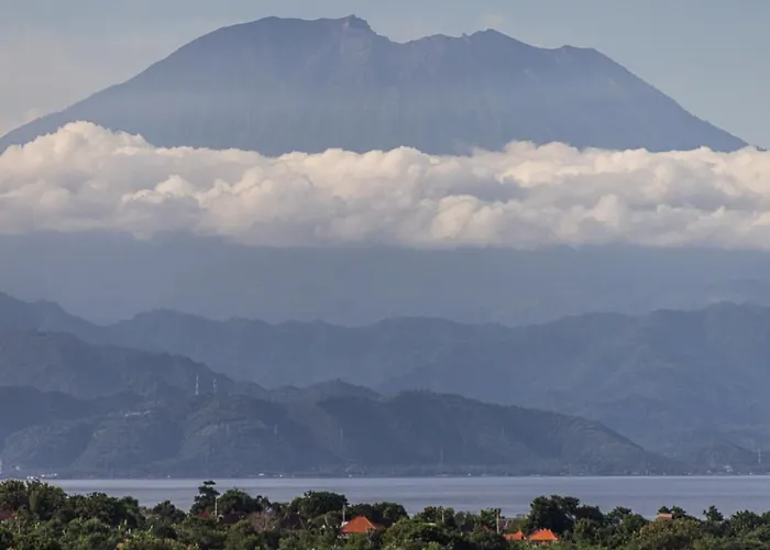 Panorama Ceningan *